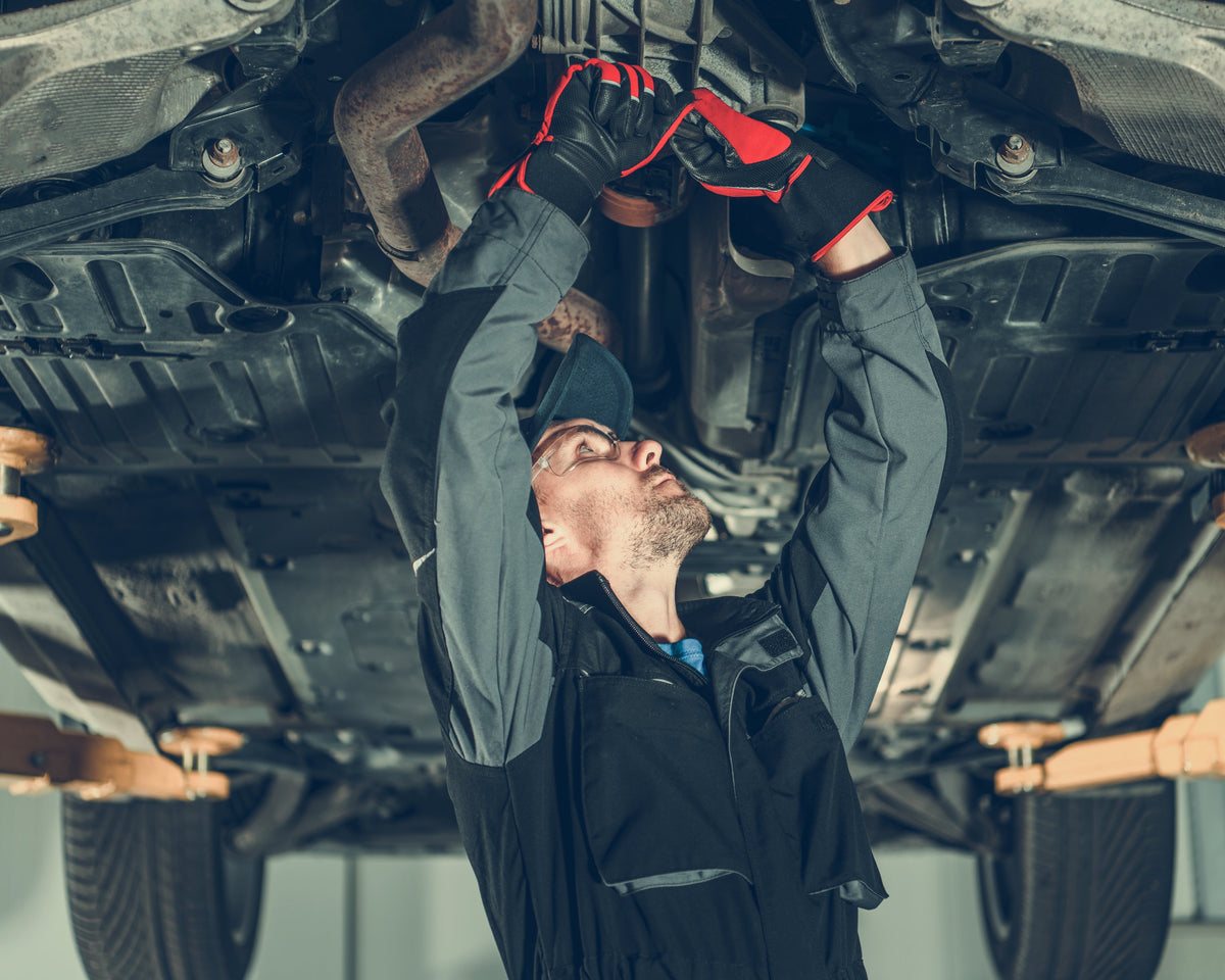 Car maintenance and Repair Mechanic